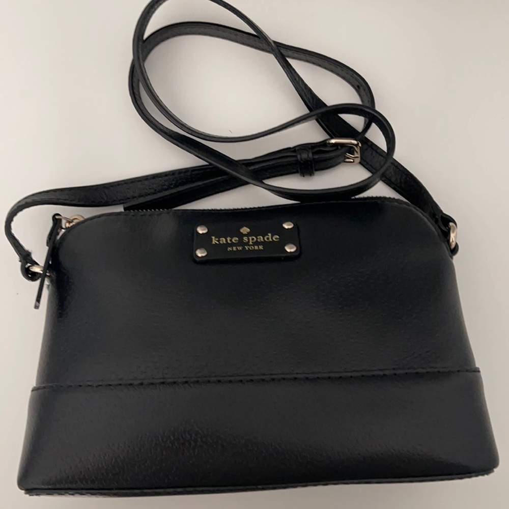 Black Kate Spade crossbody, gently used. VNDS